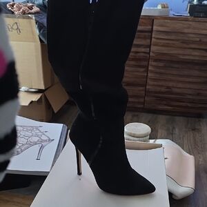 Chic Black Heeled Boots for Women